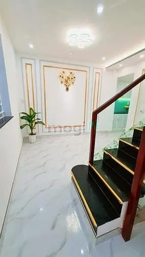 Bán Gấp Nhà Lý Thái Tông 4,2Mx9M 3Pn 4Wc Hẻm Xe Hơi