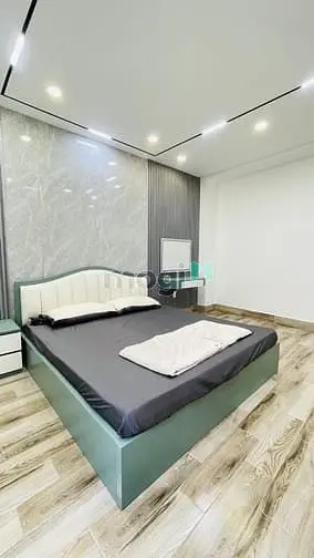 Bán Nhà Gần Chợ Gò Vấp, 35M2, 3T, Hẻm Ba Gác Sát Mt, Chỉ 5 Tỷ 2 Tl