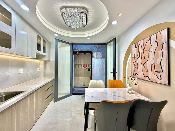 Nhà 2 Mặt Tiền Hẻm Nguyễn Trọng Tuyển-30M2 Nở Hậu 3Tỷ200-Nhà Đẹp
