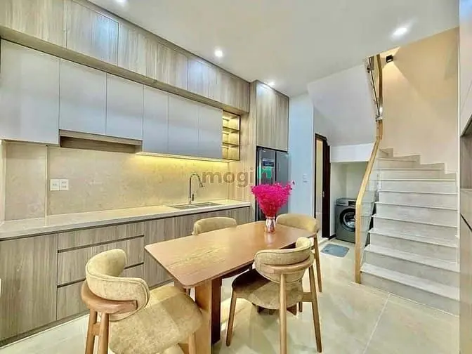 Siêu Vị Trí Lê Quang Định Bt- 2Tỷ640 3 Lầu 32M2-Full Nội Thất Hiện Đại