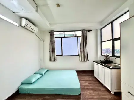 Phòng Cho Thuê Full Nội Thất Cao Cấp, Cửa Sổ Thoáng Đối Diện Etown Cộng Hoà Tân Bình