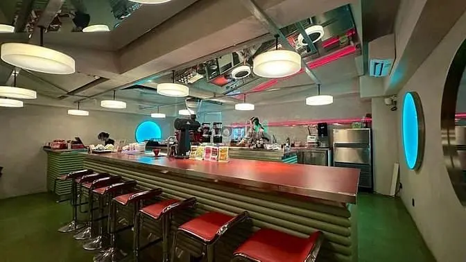 Khu Phố Nhật - Ngay Thái Văn Lung, Quận 1🍑175M2 Sử Dụng (Trống Suốt)