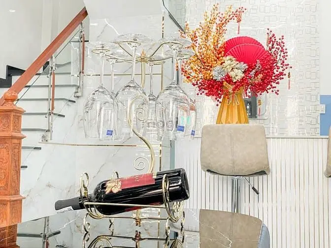 Bán Nhà 4 Tầng Kiểu Dáng Biệt Thự 6M X10M Q.tân Phú
