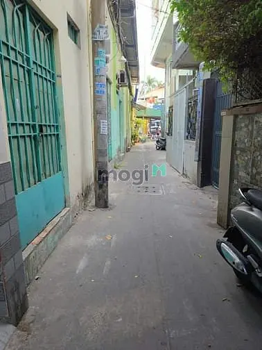 Bán Nhà Sát Mặt Tiền Đường Lạc Long Quân P8 Tân Bình