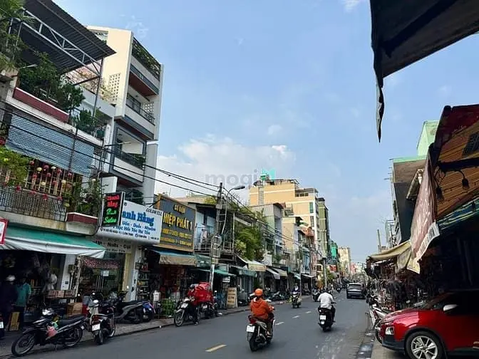 18.5 Tỷ! Bán Mặt Tiền Bùi Hữu Nghĩa, P1, Bình Thạnh - 4,4X18M Tiện Xây