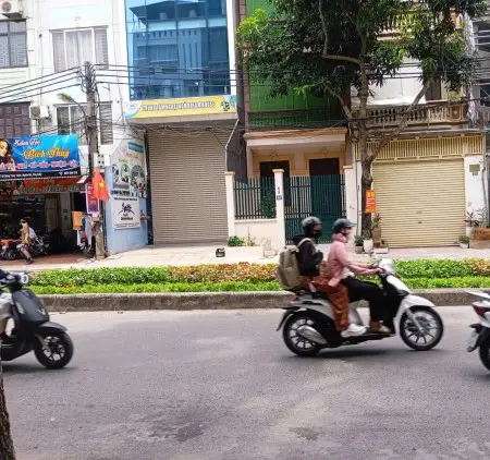 Chỉ 9 Triệu Thuê Vp, Tầng 1, 71 Đặng Thùy Trâm, Dt 61M2, Đắc Địa, Sát Ngã 5