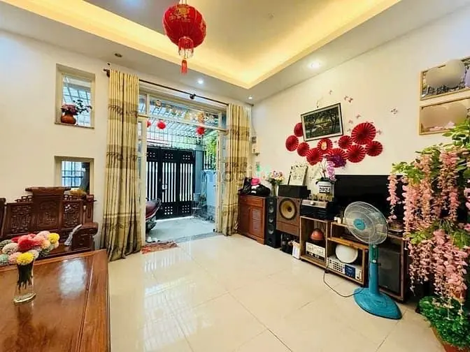 Chỉ 3Tỷ260 Trung Tâm Pn Huỳnh Văn Bánh- Nở Hậu- Thuận Tiện Di Chuyển-