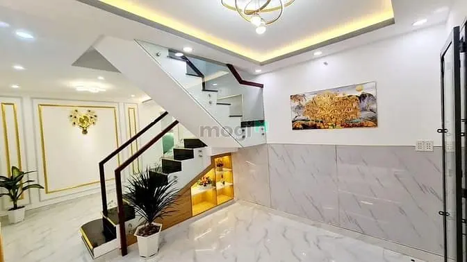 Bán Gấp Nhà Lý Thái Tông 4,2Mx9M 3Pn 4Wc Hẻm Xe Hơi