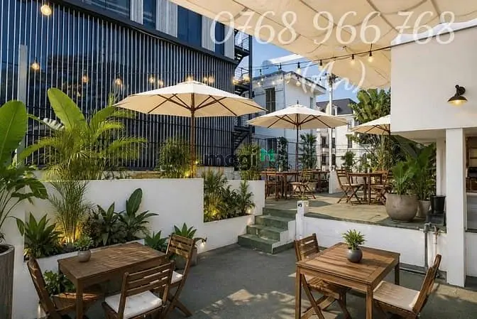 Cho Thuê Biệt Thự Sân Vườn Dt 870M2 Võ Thị Sáu Quận 3 Trệt 1 Lầu