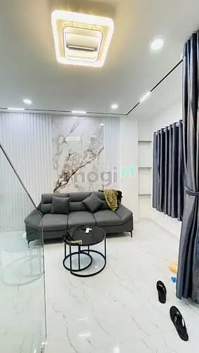 Bán Nhà Gần Chợ Gò Vấp, 35M2, 3T, Hẻm Ba Gác Sát Mt, Chỉ 5 Tỷ 2 Tl
