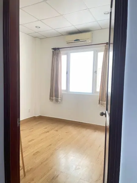 Chung Cư 590 Cmt8, Quận 3: 85M2, 2P Ngủ, 11Triệu, Ban Công
