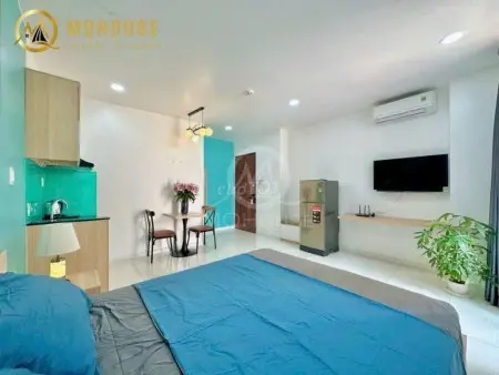 Căn Hộ Dịch Vụ Full Nội Thất Ban Công Thoáng Mát Ngay Hai Bà Trưng