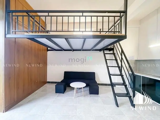 Trống - Gác Full Nội Thất - 5P Sang Quận 4, Di Chuyển Phú Mỹ Hưng