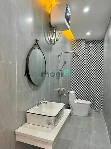 Gần Trường Đh Kinh Tế Nhà Đường Hòa Hảo,Q10-1 Trệt 2 Lầu 3Pn 3Wc-Dt:26