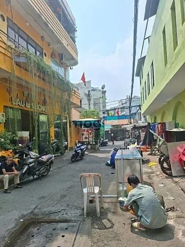 Nhà Đẹp Ngay Đại Học Công Nghiệp 4, 40M2, 3 Tầng, Hẻm Thông, Chỉ 5Tỷ 5