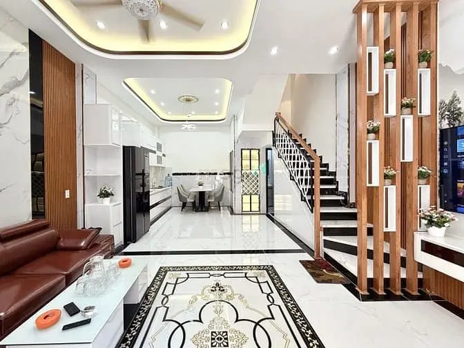 Bán Nhà Gò Vấp, Nguyễn Thái Sơn, 4T, Hẻm Ô Tô 7 Chỗ, Chỉ 8 Tỷ 9 Tl
