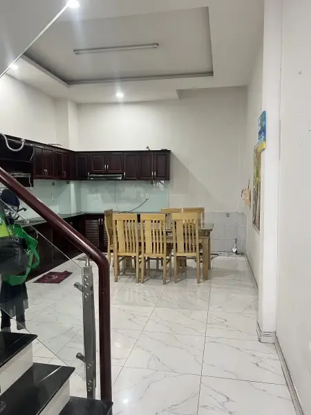 Cho Thuê Nhà Nguyên Căn 1 Trệt 2 Lầu