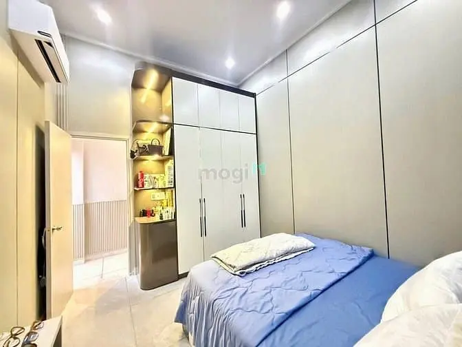 Bán Nhà Hẻm Hồ Bá Phấn–Quận 9-Dt: 90M² 2Pn3Wc-Giá:5Tỷ1-Shr-Ntcb