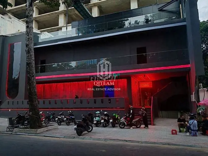 22X13M - Cho Thuê Nhà Mặt Tiền Hàm Nghi, Q1 🍑Ngay Bến Bạch Đằng