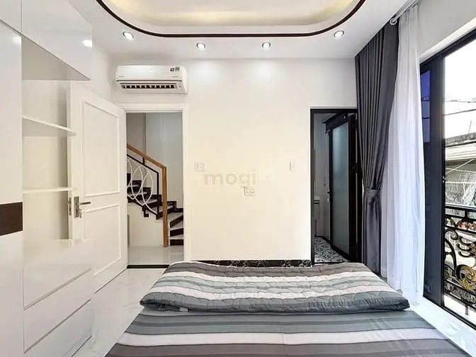 Bán Nhà Gò Vấp, Nguyễn Thái Sơn, 4T, Hẻm Ô Tô 7 Chỗ, Chỉ 8 Tỷ 9 Tl