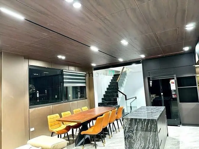 Siêu Phẩm Mặt Phố ,Mặt Hồ ,Nguyễn Thế Rục Long Biên 120M 8 Tầng Bề Thế