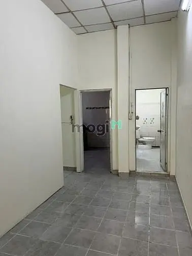 Cho Thuê Nhà Mặt Tiền Nguyên Căn