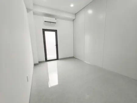 Mới Hoàn Thiện Trọ Studio Sẵn Máy Lạnh, Kệ Bếp, Ban Công Thoáng Mát