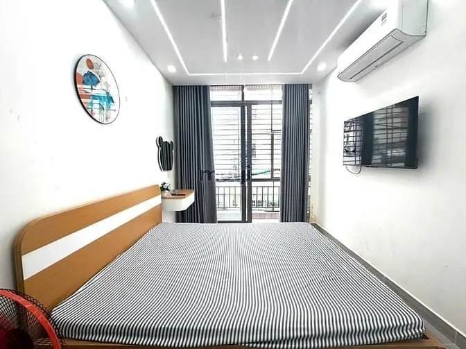 Hẻm Xe Hơi Thông Phan Văn Trị - 2 Tầng Vuông - Chỉ 3 Tỷ 3 Tl