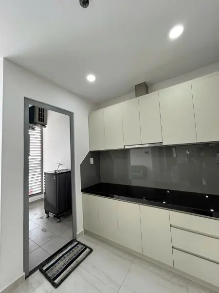 Chung Cư Satra Eximland Căn 95M2,2P Ngủ,Nội Thất,17Tr/Th