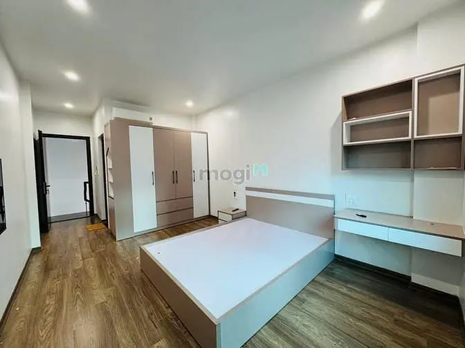 Bán Nhà Dương Quảng Hàm-32M-5 Tầng-Mt3.5M-Nhà Mới-Nội Thất Xịn -10 Tỷ