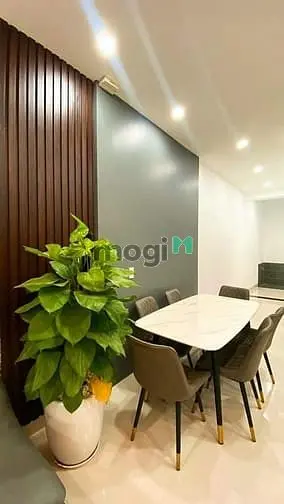 Nhà Hẻm Xe Hơi Công Chúa Ngọc Hân 4,7Mx9M 3Pn 4Wc Có Shr