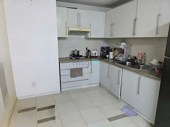 Botanic Tower 95M2,2Pn Nhà Trống Giá 16Tr Ở Liền