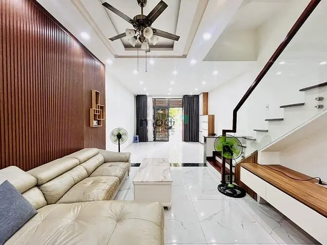 Cho Thuê Nhà Nguyên Căn Mới 3 Tầng 3 Phòng Ngủ Tây Nha Trang 18 Triệu