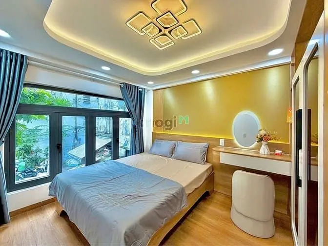 Mặt Tiền Phan Xích Long - 40M2- 4 Tầng - Chỉ Hơn 9 Tỷ