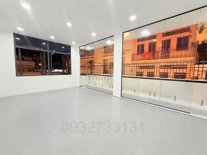 Bán Căn Góc 2 Mặt Tiền Cách Mạng Tháng 8, Quận 10 , Hđt 140 Triệu/Th