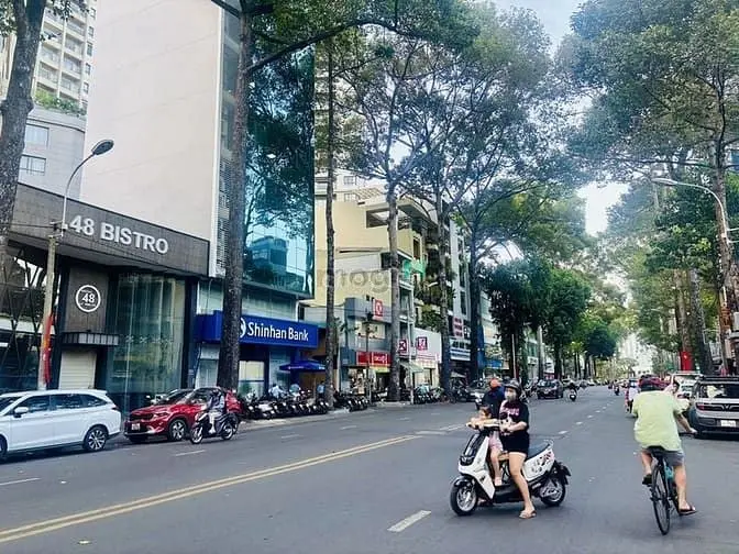 Cho Thuê Nhà Mt An Dương Vương, Quận 5🌟Đoạn Gần Trường Đh (10X30M)