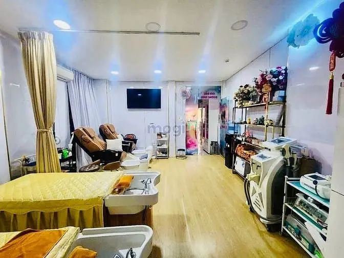 Dt 5X20M -Cho Thuê Nhà Mặt Tiền 167 Võ Văn Tần, Quận 3 - 6Pn/4Wc