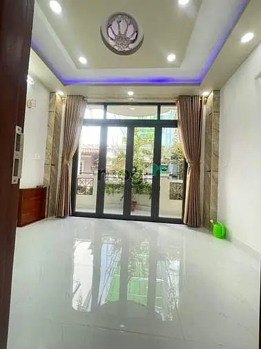Nhà Mới Hoàn Công Lý Thường Kiệt Q.5 4,3Mx9,6M 3Pn 4Wc Vào Ở Ngay