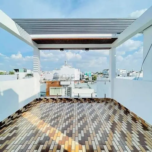 Nhà Hẻm Xe Hơi Đào Duy Từ 4,4Mx9,2M 3Pn 3Wc Có Sân Thượng Thoáng Mát
