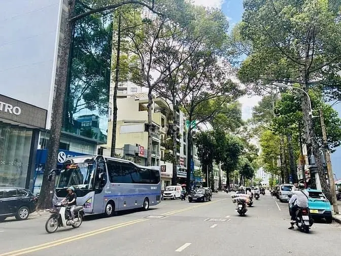 Cho Thuê Nhà Mt An Dương Vương, Quận 5🌟Đoạn Gần Trường Đh (10X30M)