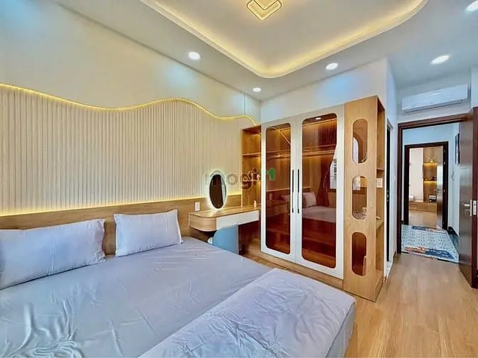 Mặt Tiền Phan Xích Long - 40M2- 4 Tầng - Chỉ Hơn 9 Tỷ