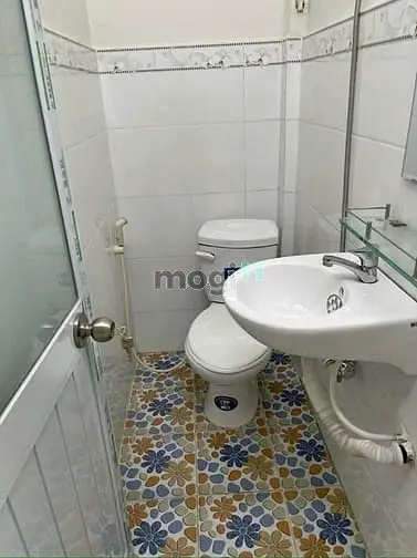 Nhà Rẻ Nhất Khu Hẻm Oto 3 Tháng 2 P.12 Q10, 3Ty270 Tl, Dt 3.15X11,2M
