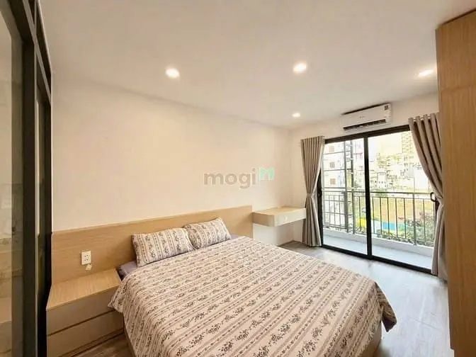 Cho Thuê Căn Hộ Dịch Vụ Full Nội Thất Ngay Bạch Đằng - Hồng Hà