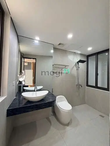 Bán Nhà Thạch Bàn - Cổ Linh, Lô Góc 50M X 6 Tầng Thang Máy - Ngõ Thông