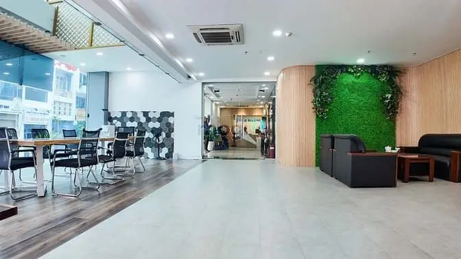 Cho Thuê Mặt Bằng Sàn 160M2 Sang Trọng, Cao Cấp View Kính Tại Quận 1