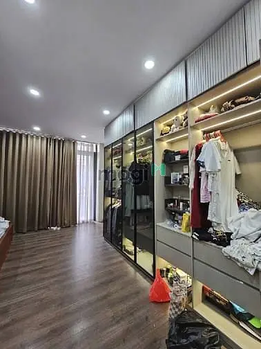 Mặt Tiền Bàu Cát - 138M2 - 5 Tầng Thang Máy - Ngang 5M - Chỉ Hơn 20 Tỷ