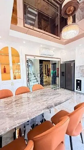 Chính Chủ Bán,Nhà Mặt Tiền Phố Đại La,Kinh Doanh Sầm Uất