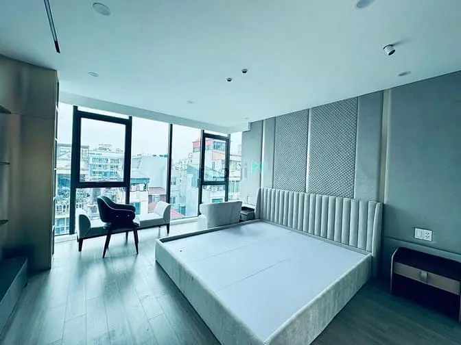 Chính Chủ Bán Tòa Nhà Văn Phòng Mặt Phố _Ngã Năm Ô Chợ Dừa,Đống Đa