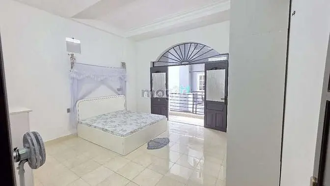 Bán Nhà 1 Trệt 3 Lầu Lê Thị Hoa - Cạnh Ql1A, Sổ Hồng 50M2, 4 Pn - 4Wc