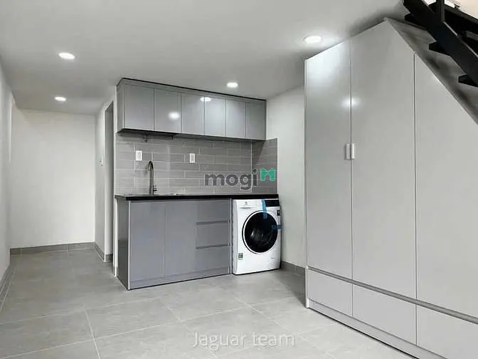 Cho Thuê Duplex Gác Cao Ban Công Ngay Nhất Chi Mai - Hoàng Hoa Thám